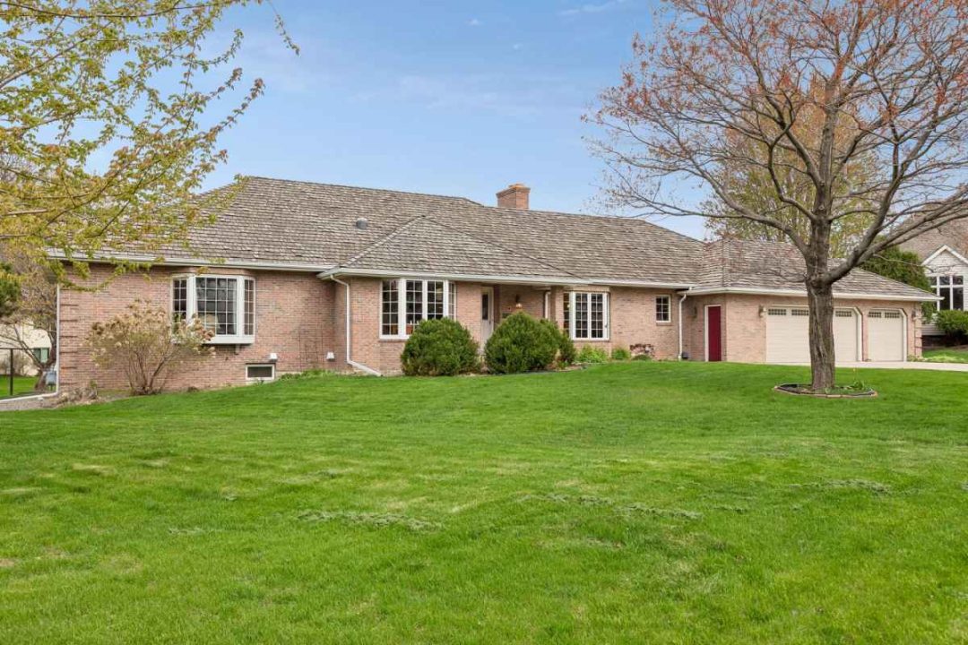 Rare, Sprawling Saint Anthony Stunner