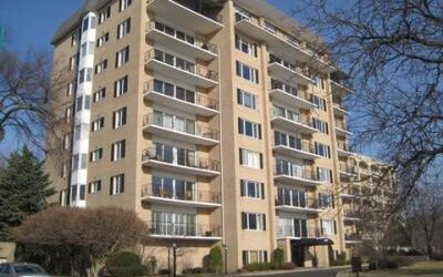3200 W Calhoun Pkwy #101