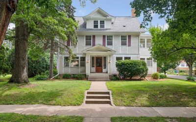 Historic Splendor Near Lake Harriet!